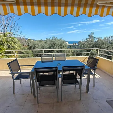 Toit Terrasse Nice-ouest Avec Parking, Clim Et Piscine
