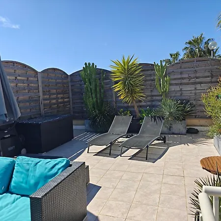 Apartmán Toit Terrasse Nice-ouest Avec Parking, Clim Et Piscine *