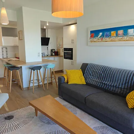 Toit Terrasse Nice-ouest Avec Parking, Clim Et Piscine 아파트